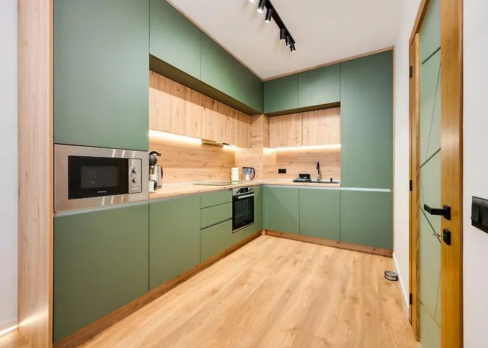 Stylish Flat With Parking For 4 Guest 公寓