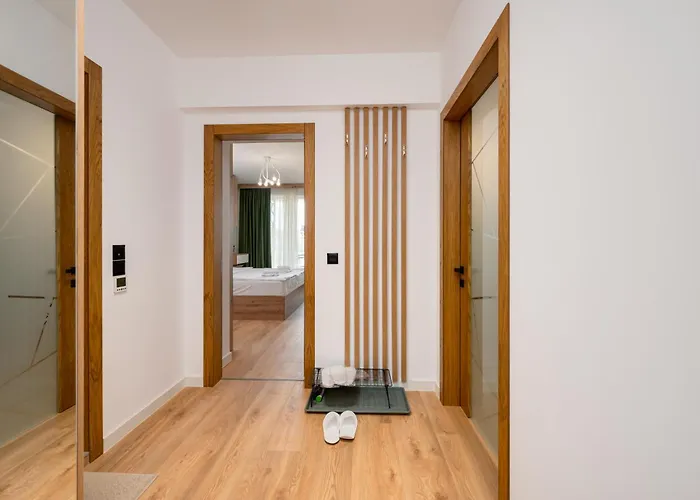 Stylish Flat With Parking For 4 Guest *