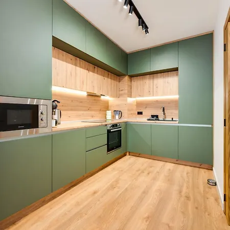 Stylish Flat With Parking For 4 Guest Апартаменти