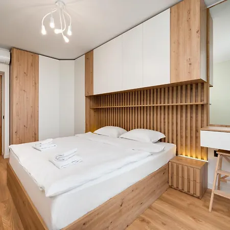 Stylish Flat With Parking For 4 Guest Apartman *